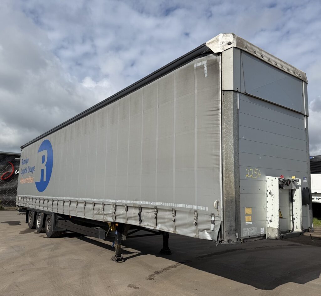Schmitz Cargobull S01 / XL-Code / Mega / Edscha / Hubdach